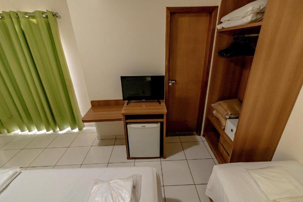 Golden Dolphin Grand Hotel - Suite Pool Caldas Novas Εξωτερικό φωτογραφία